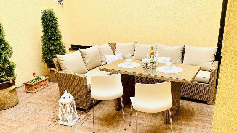 Apartmán v přízemí s postelí s nebesy