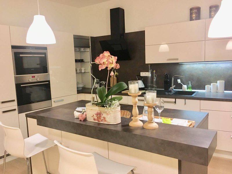 Apartmán v přízemí s postelí s nebesy