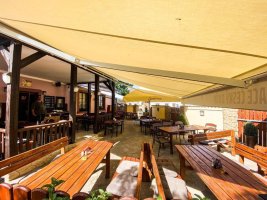 Restaurace a Penzion ČESKÝ DVŮR 
