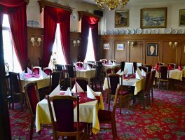 Hotel Drnholec