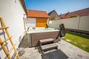 Wellness zoo apartmány Lhota