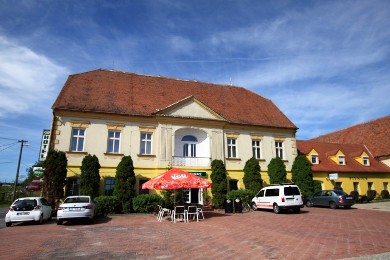 Hotel Club