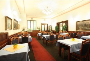 Hotel U Černého orla Telč