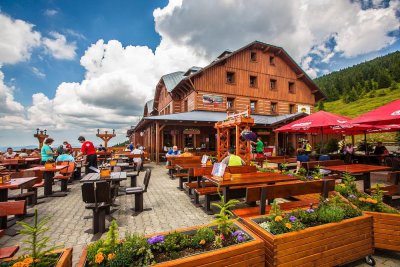 Horský hotel  Štumpovka a horská bouda Dvoračky