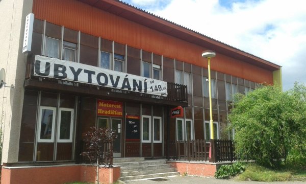 Motorest-ubytování Chloustníkovo Hradiště