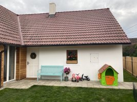 Chalupa pod zámečkem