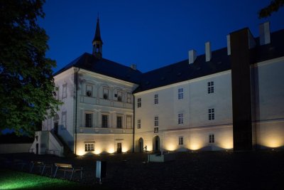 HOTEL & ZÁMEK SVIJANY