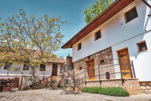 VINAŘSTVÍ DRMOLA - Pension U Obecní Šatlavy