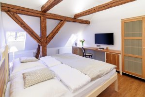 HOTEL & ZÁMEK SVIJANY