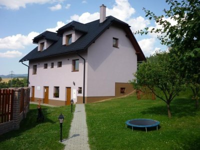 Apartmány u tenisového kurtu