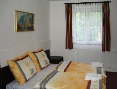 AutoClub Hotel