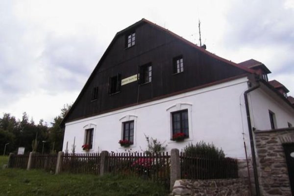 Penzion Baurů Dvůr