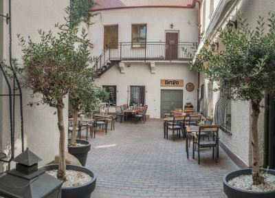 Rango Restaurant&Hotel