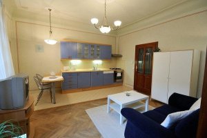 Karlova Apartments