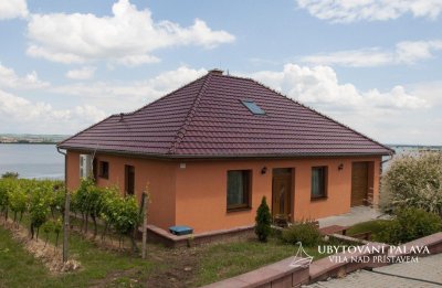 VILA NAD PŘÍSTAVEM