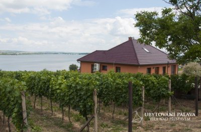 VILA NAD PŘÍSTAVEM