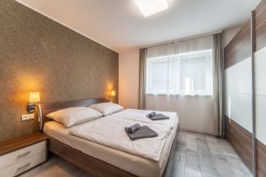 Holiday House Adonis