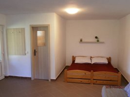 Chata nad soutokem 2