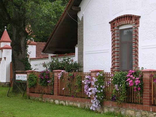 Ubytování na statku - Červený Újezdec