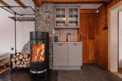 Chaloupka na stráni