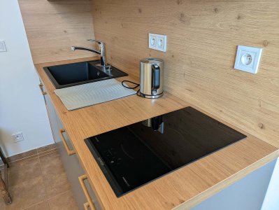 Pohodový apartmán s kuchyní a balkónem