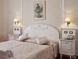 AMBASSADOR - ZLATÁ HUSA