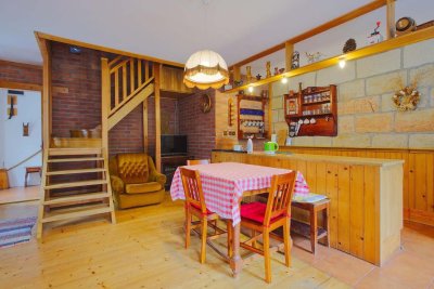 Ubytování Újezd pod Troskami - Hrdoňovice