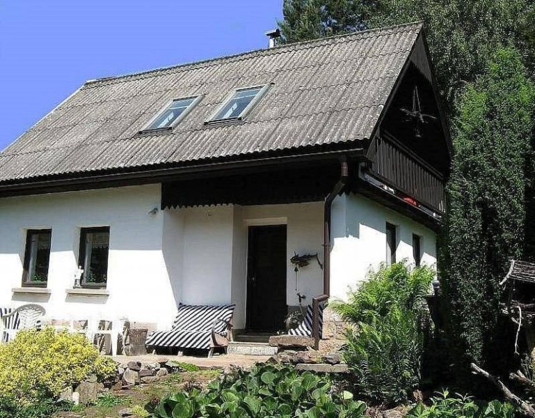 Chalupěnka v Uhlířských stráních