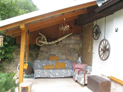 Chalupěnka v Uhlířských stráních