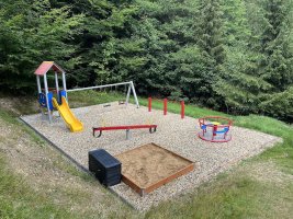 Chalupy okolo Jalovca