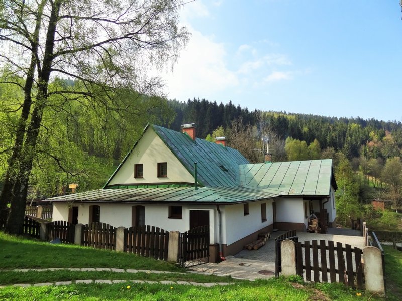 Chalupa Šedý vlk