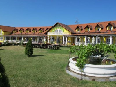 Hotel Zámeček Mikulov