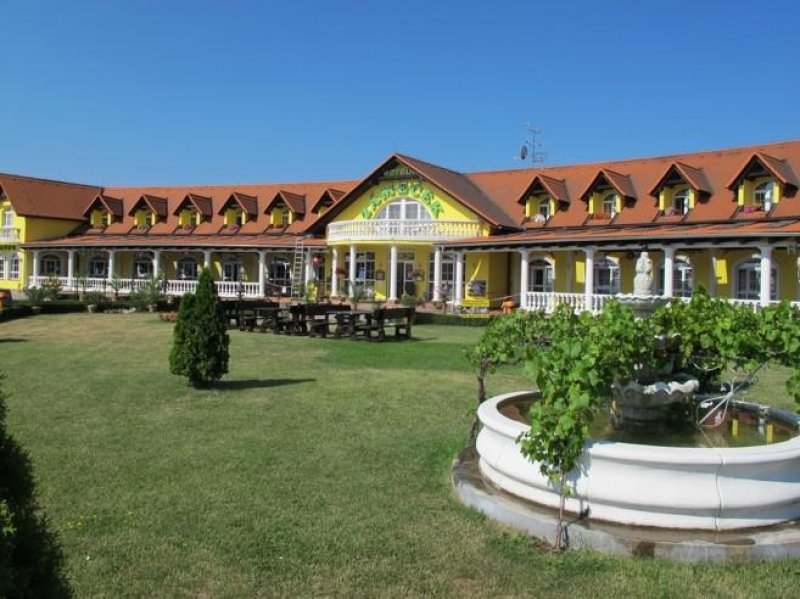 Hotel Zámeček Mikulov