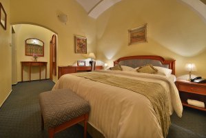 Zámecký hotel Maxmilián
