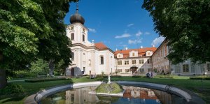 Zámecký hotel Maxmilián