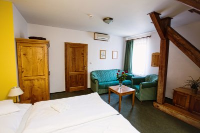 Hotel u lípy
