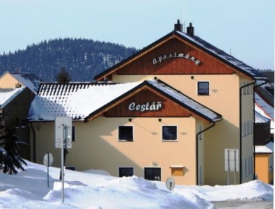 APARTMÁNY CESTÁŘ