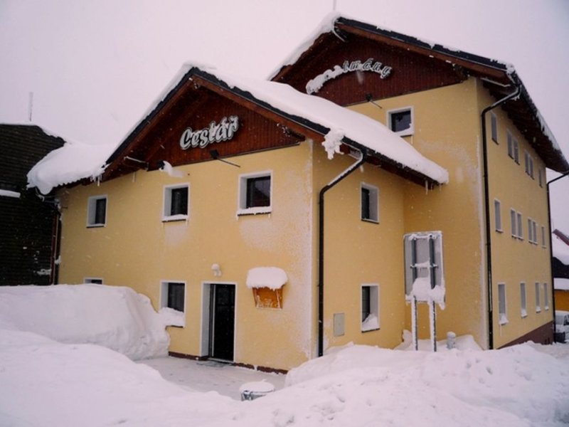 APARTMÁNY CESTÁŘ
