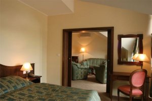 DAROVANSKÝ DVŮR RESORT