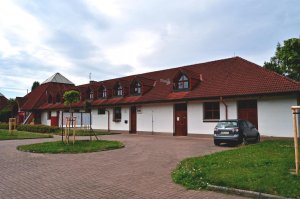 Zámek Lnáře