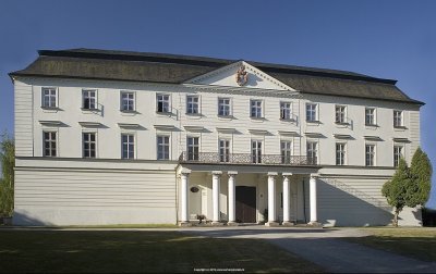 Restaurace a hotel Červený zámek