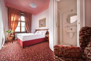 EA Zámecký hotel Hrubá Skála