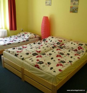 Hostel Advantage