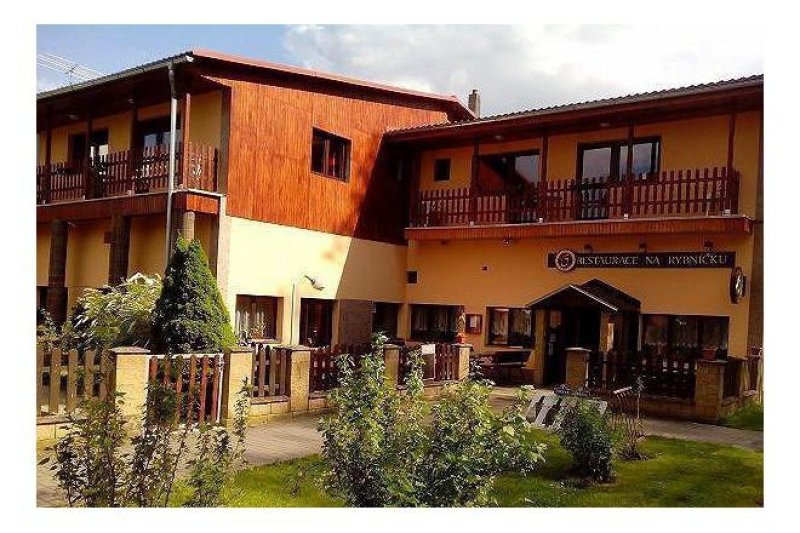 Penzion a restaurace Na rybníčku