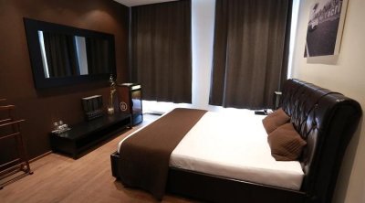 Hotel Henry