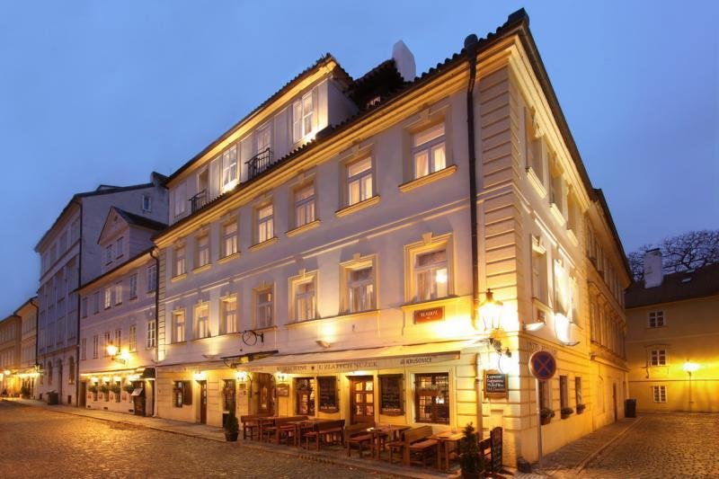 Hotel U zlatých nůžek