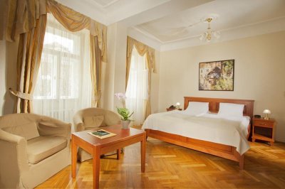 Hotel U zlatých nůžek