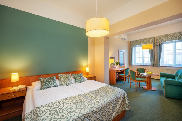 Penzion, wellness a restaurace Bílý jednorožec Třeboň