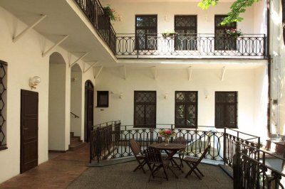 Amadeus hotel