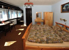 Hotel U Červené lišky Potůčky - Wohltat s.r.o.